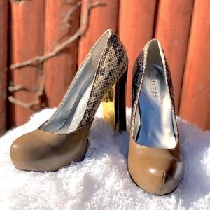 Y2K Guess Platform Nude Snakeskin Pumps Heels Women’s Size 7.5
